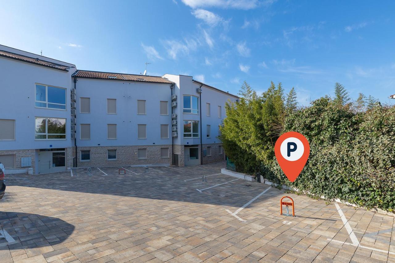 Apartman Damjan 普耶斯察纳乌瓦拉 外观 照片